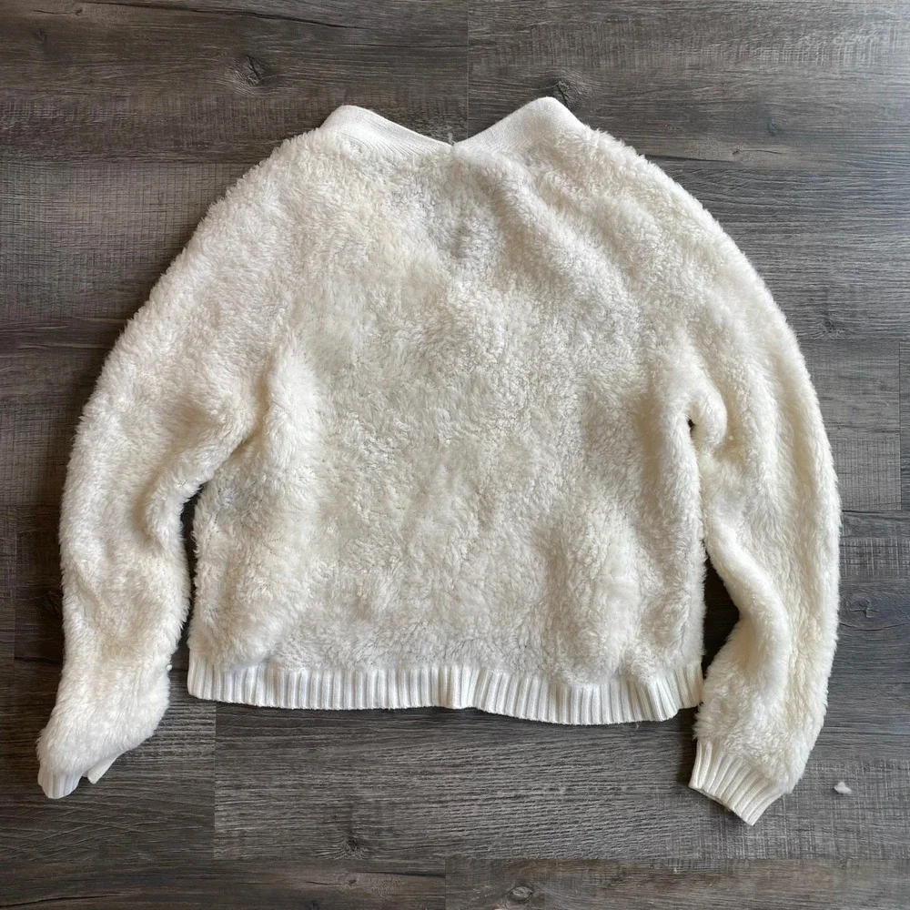 UGG Wool Sweater Deeann CloudFluff V Neck Sweater